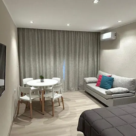 Apartamento Quequen Frente Al Mar Con Pileta Climatizada Exterior foto